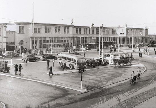 Centraal Station 1945 - Catch Utrecht